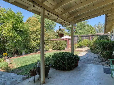 Exterior - 4605 Ladera Way, Carmichael, CA 95608 photo 6 of 8