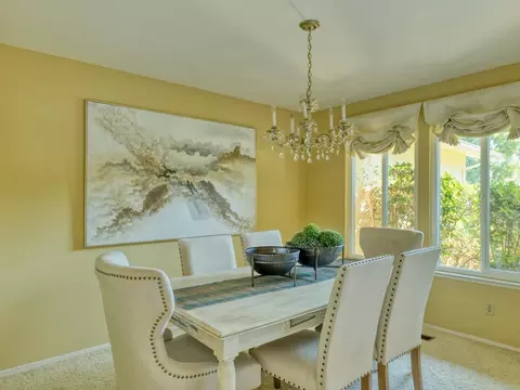 Dining - 4605 Ladera Way, Carmichael, CA 95608 photo 2 of 2