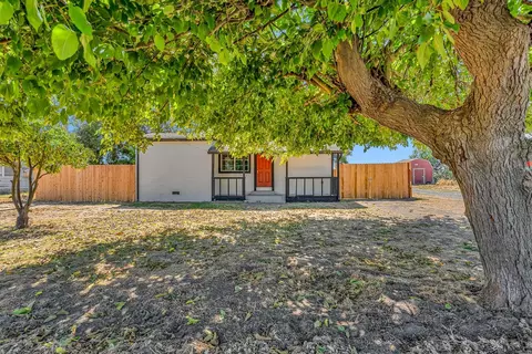 Exterior - 528 Briggs Ave, Lathrop, CA 95330 photo 3 of 8