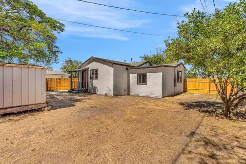 Exterior - 528 Briggs Ave, Lathrop, CA 95330 photo 6 of 8
