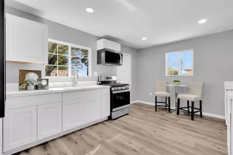 Kitchen - 528 Briggs Ave, Lathrop, CA 95330 photo 1 of 2
