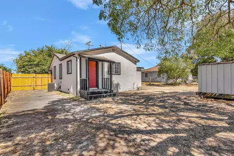 Exterior - 528 Briggs Ave, Lathrop, CA 95330 photo 4 of 8