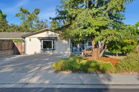 5875 Woodleigh Dr, Carmichael, CA 95608 photo 1