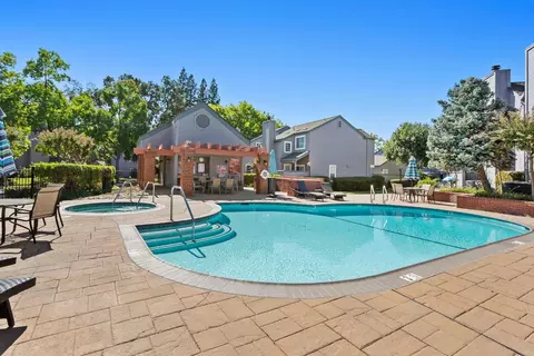 Exterior - 4032 Alex Ln, Carmichael, CA 95608 photo 7 of 7