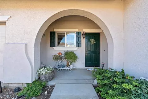 Exterior - 431 Eagle Dr, Ione, CA 95640 photo 2 of 8