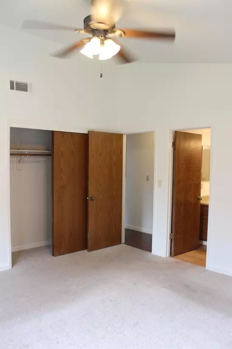 Bedroom - 4532 Fallbrook Pl, Salida, CA 95368 photo 3 of 7