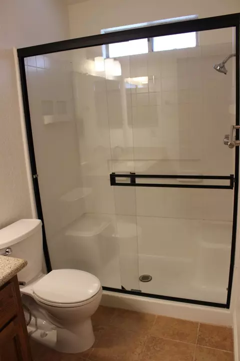 Bath - 4532 Fallbrook Pl, Salida, CA 95368 photo 2 of 3