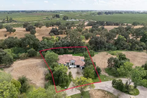 View/Area - 1316 Trails Way, Modesto, CA 95357 photo 2 of 4