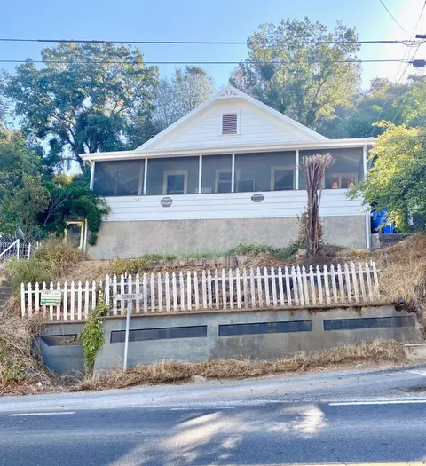 1487 S Main St, Angels Camp, CA 95222