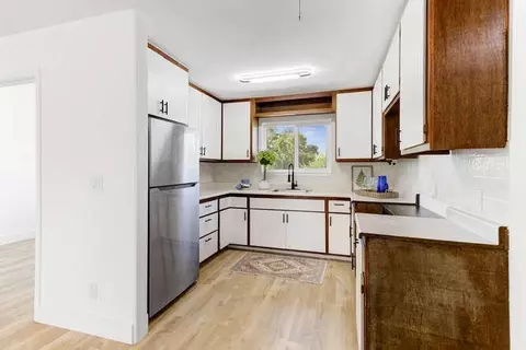 Kitchen - 5643 Whitney Ave, Carmichael, CA 95608 photo 8 of 11