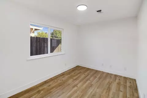 Bedroom - 5643 Whitney Ave, Carmichael, CA 95608 photo 11 of 13