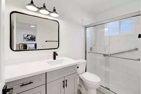 Bath - 5643 Whitney Ave, Carmichael, CA 95608 photo 1 of 6