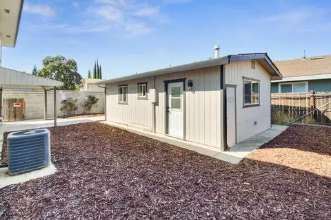 Exterior - 5643 Whitney Ave, Carmichael, CA 95608 photo 9 of 12