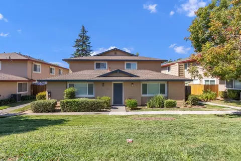 5245 Manzanita Ave #2, Carmichael, CA 95608