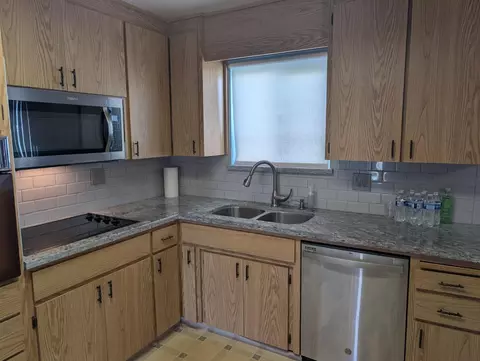 200 Dan St, Manteca, CA 95336 photo 8