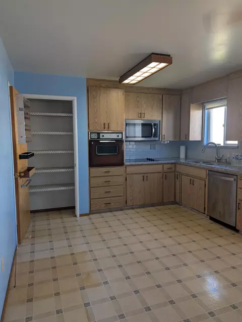 200 Dan St, Manteca, CA 95336 photo 12