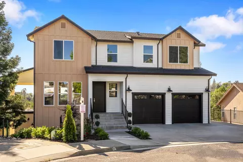 266 Swenson Ct, Auburn, CA 95603