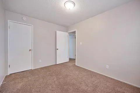 1402 Spruce Ln, Davis, CA 95616 photo 18