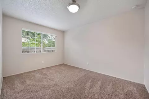 1402 Spruce Ln, Davis, CA 95616 photo 19
