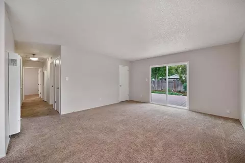 1402 Spruce Ln, Davis, CA 95616 photo 11