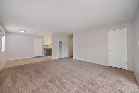 1402 Spruce Ln, Davis, CA 95616 photo 12
