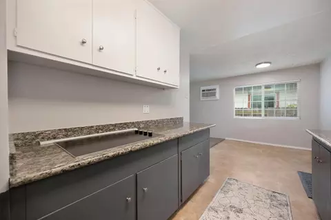 1402 Spruce Ln, Davis, CA 95616 photo 6