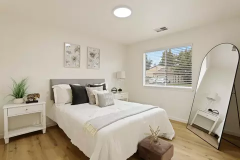 Bedroom - 414 Cherry Ln #A, Manteca, CA 95337 photo 3 of 3