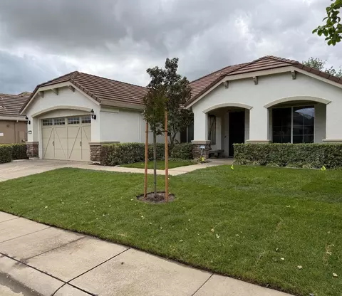 9817 Westminster Way, Elk Grove, CA 95757