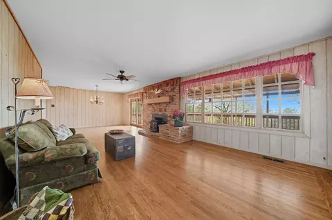 Living - 13825 Pine Vw, Pine Grove, CA 95665 photo 3 of 7