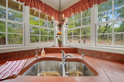 Kitchen - 13825 Pine Vw, Pine Grove, CA 95665 photo 9 of 11
