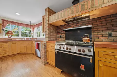 Kitchen - 13825 Pine Vw, Pine Grove, CA 95665 photo 6 of 11