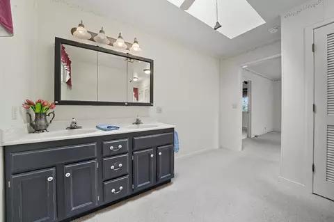 Bath - 13825 Pine Vw, Pine Grove, CA 95665 photo 2 of 5