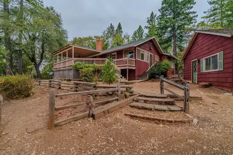 Exterior - 13825 Pine Vw, Pine Grove, CA 95665 photo 12 of 33