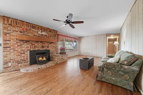 Living - 13825 Pine Vw, Pine Grove, CA 95665 photo 2 of 7
