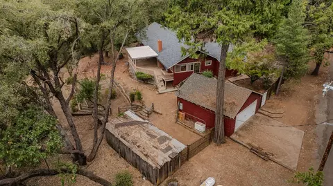 Exterior - 13825 Pine Vw, Pine Grove, CA 95665 photo 31 of 33