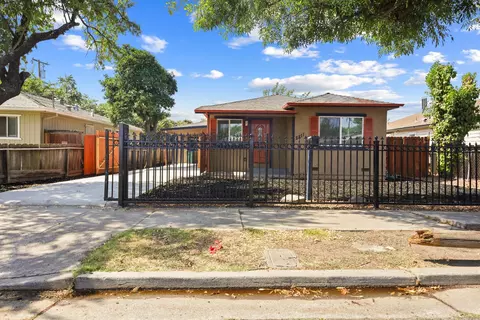2211 Peralta Ave, Stockton, CA 95206 photo 2