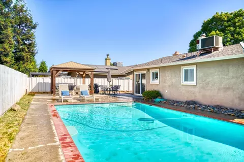 Exterior - 731 Dixie Ln, Ripon, CA 95366 photo 3 of 7