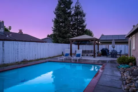 Exterior - 731 Dixie Ln, Ripon, CA 95366 photo 2 of 7