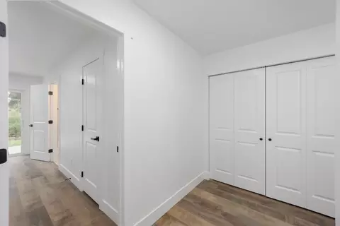 Entry Way - 4045 Grover Ct, Carmichael, CA 95608 photo 2 of 3