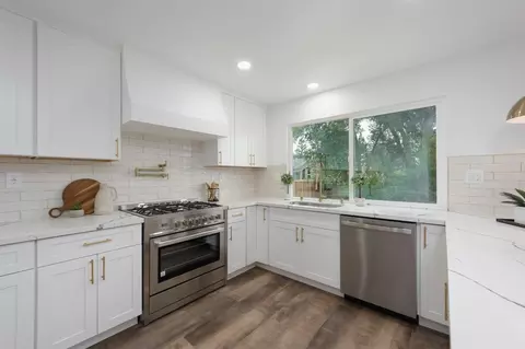 Kitchen - 4045 Grover Ct, Carmichael, CA 95608 photo 3 of 4