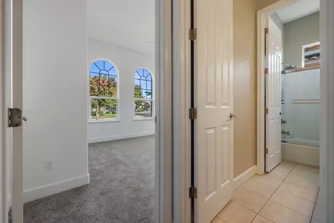 1072 Glen Abbey Dr, Manteca, CA 95336 photo 14