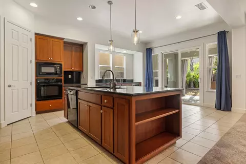 1072 Glen Abbey Dr, Manteca, CA 95336 photo 22