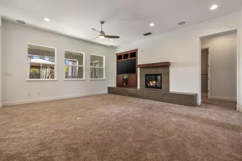 1072 Glen Abbey Dr, Manteca, CA 95336 photo 21