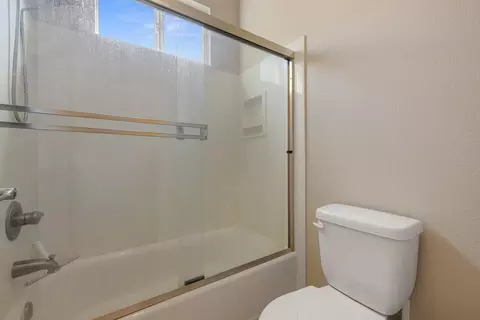 1072 Glen Abbey Dr, Manteca, CA 95336 photo 13