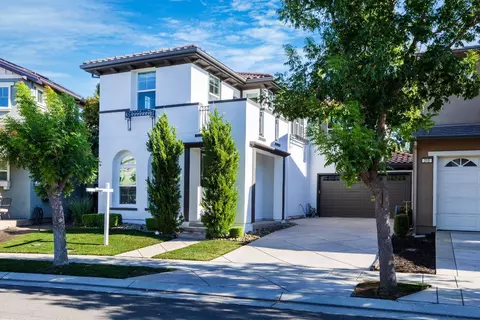 306 W Alameda Dr, Mountain House, CA 95391