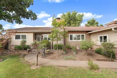 228 Carson Pl, Stockton, CA 95207