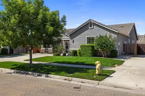 1087 Kelcie Dr, Ripon, CA 95366 photo 4