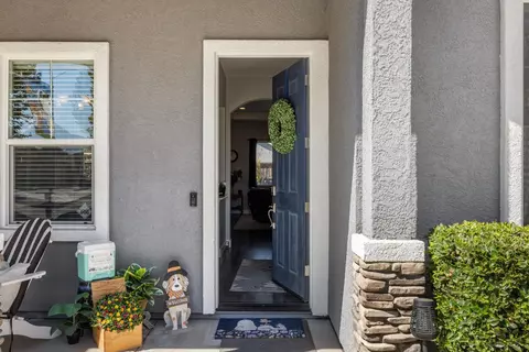 1087 Kelcie Dr, Ripon, CA 95366 photo 5