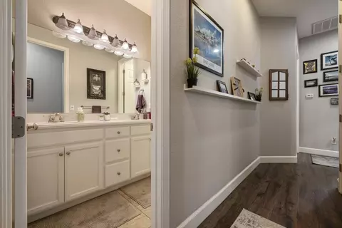 1087 Kelcie Dr, Ripon, CA 95366 photo 27