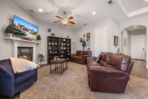 1087 Kelcie Dr, Ripon, CA 95366 photo 18